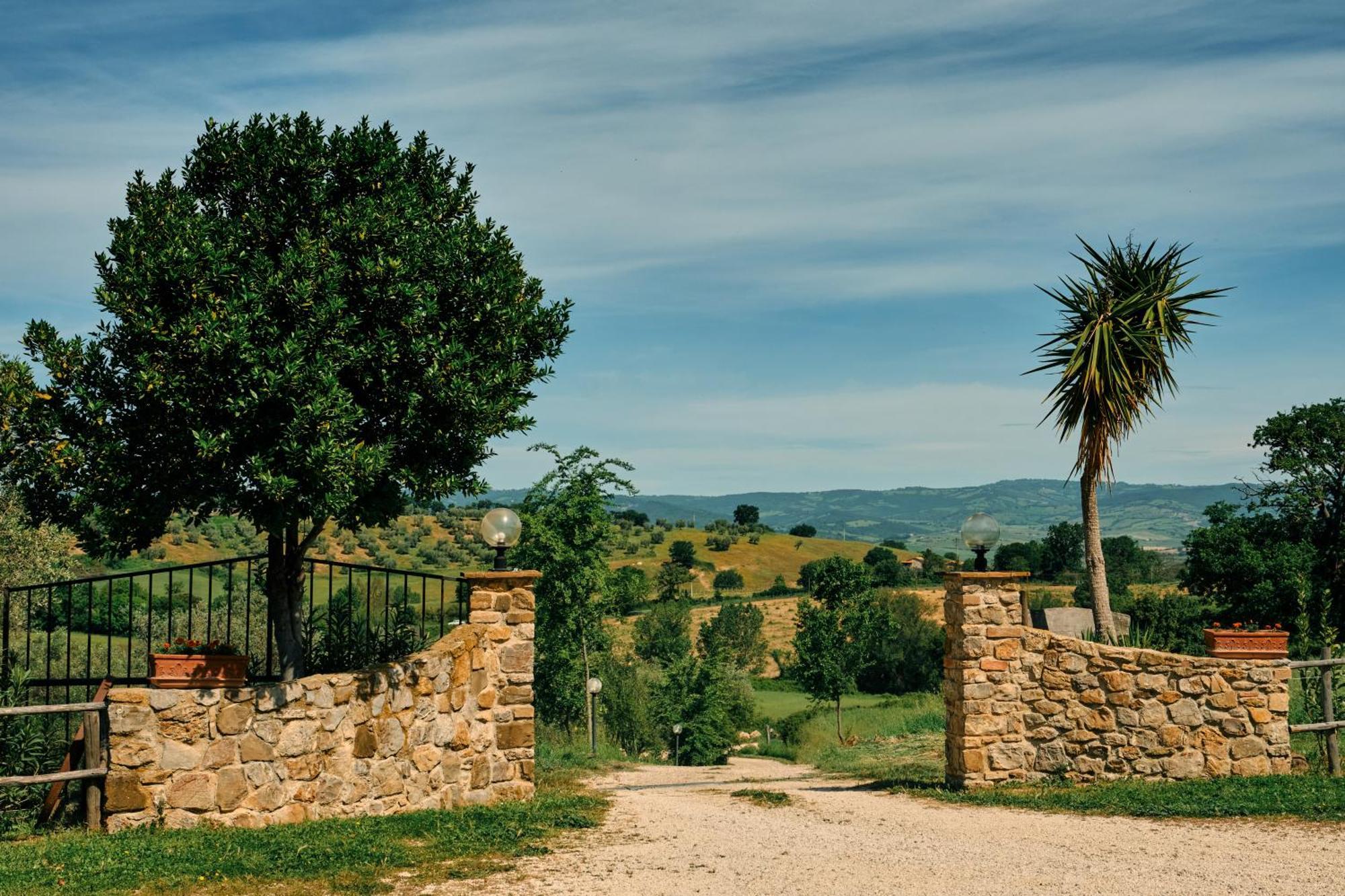 8380 Agriturismo Il Saragiolo Manciano Ngoại thất bức ảnh